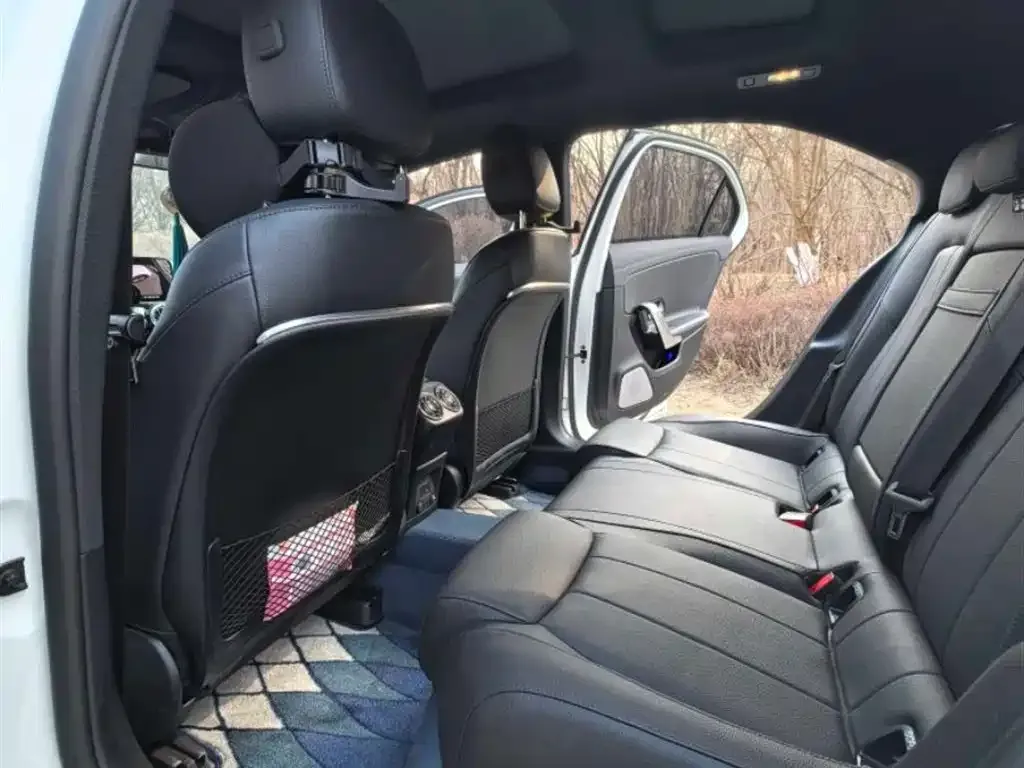 Mercedes-Benz A-Class 2023 из CN, фото 10