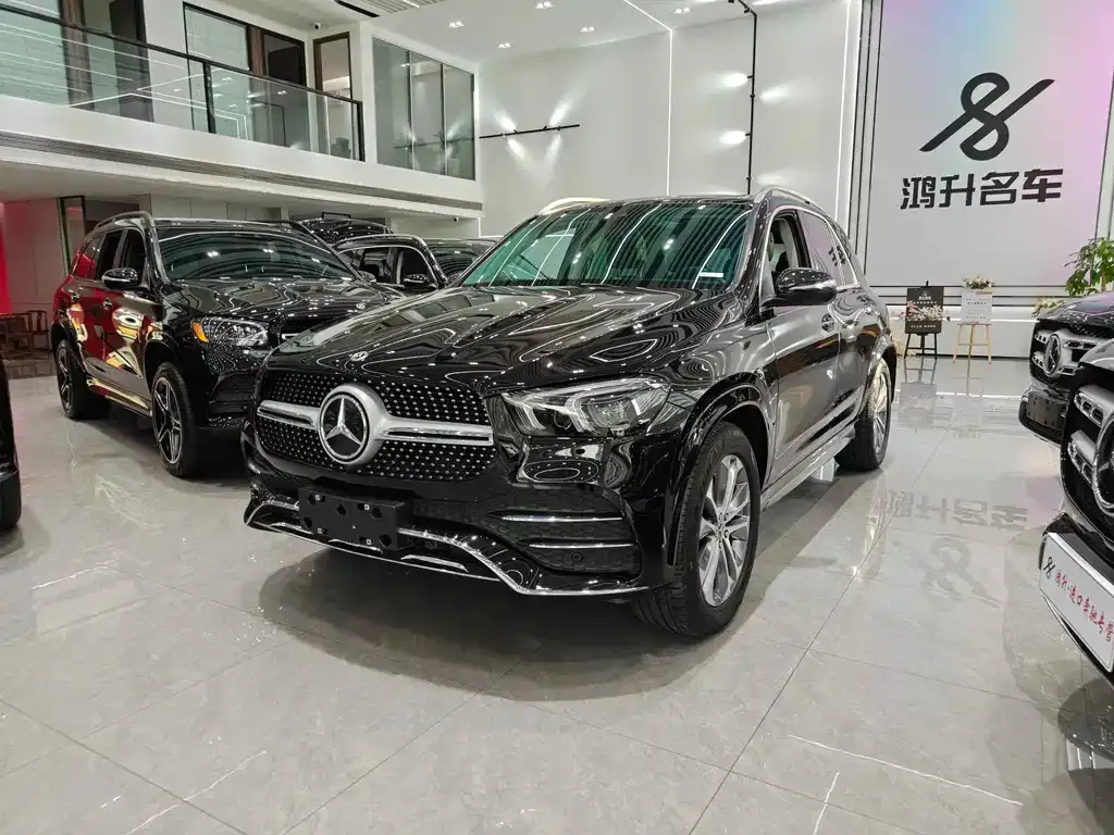 Mercedes-Benz GLE — фото 1