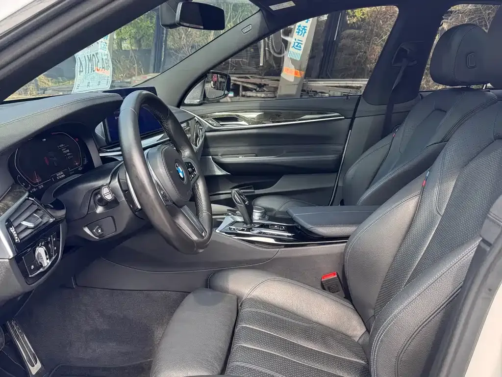 BMW 6 Series GT 2021 из CN, фото 2