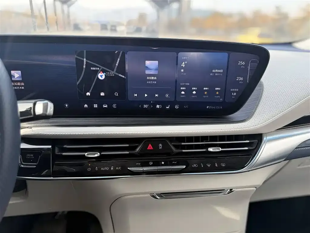 Buick Century 2023 из CN, фото 4