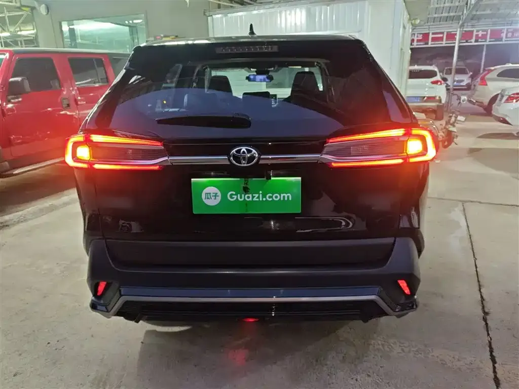 Toyota Wildlander 2021 из CN, фото 7