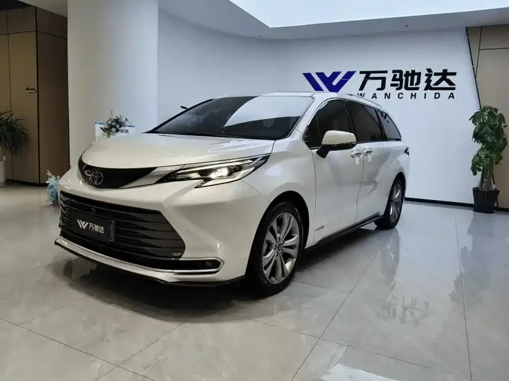 Toyota Sienna 2022 из CN, фото 6