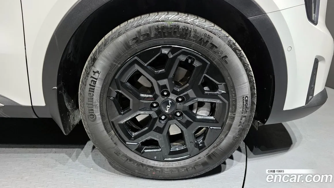 Kia Sorento — фото 9