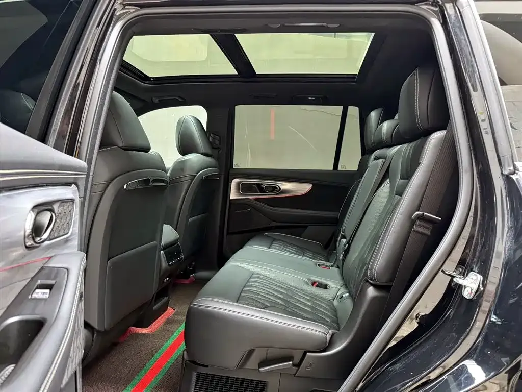 GAC Motor Trumpchi GS8 — фото 9