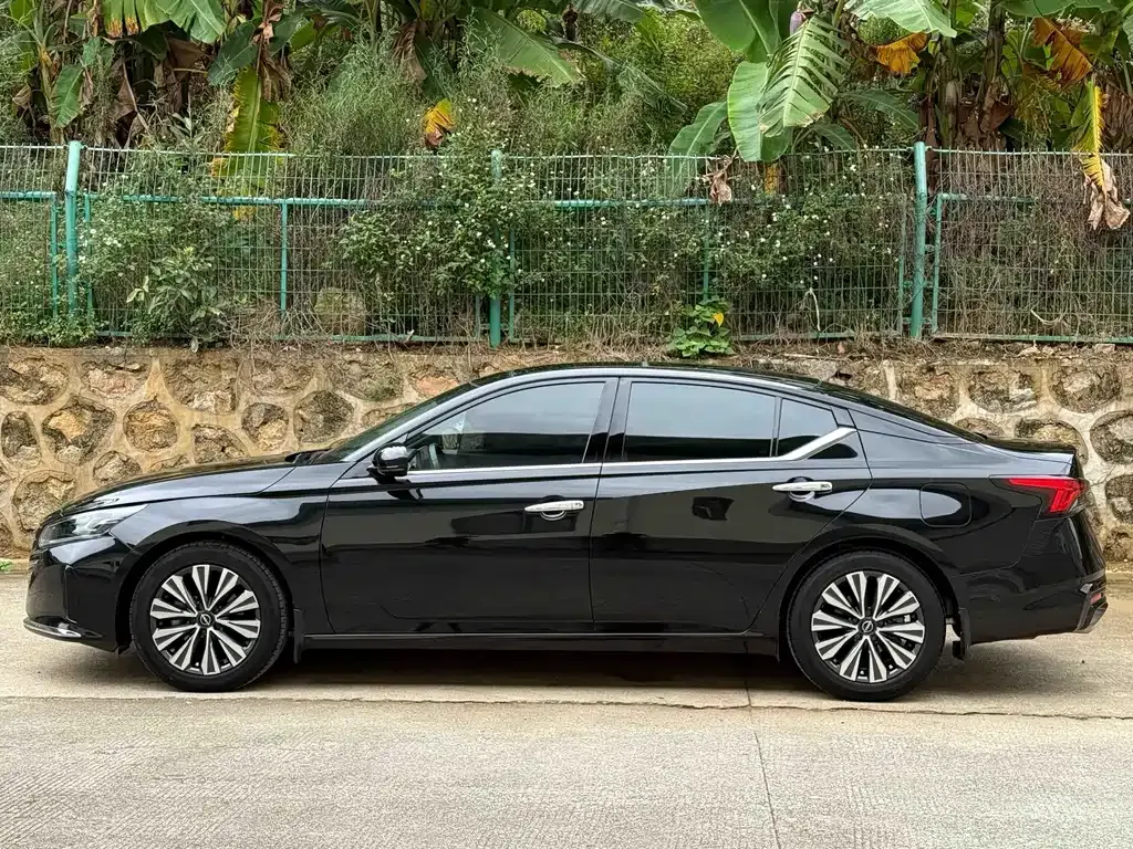 Nissan Teana 2023 из CN, фото 7