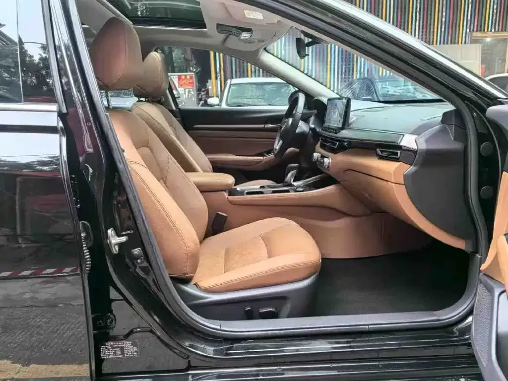 Nissan Teana 2023 из CN, фото 2