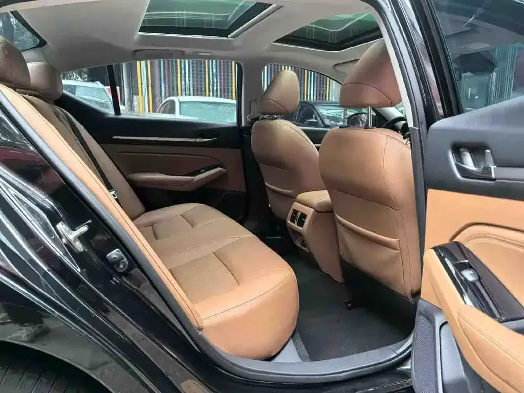 Nissan Teana 2023 из CN, фото 3