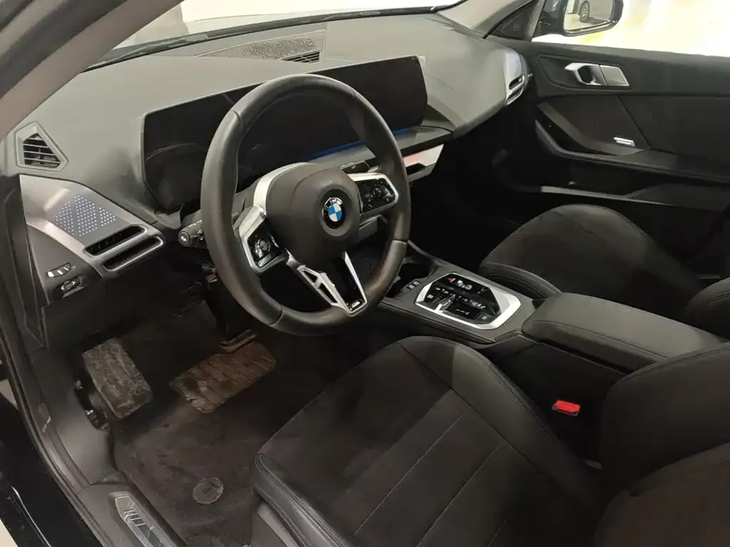 BMW 2 Series 2025 из CN, фото 6