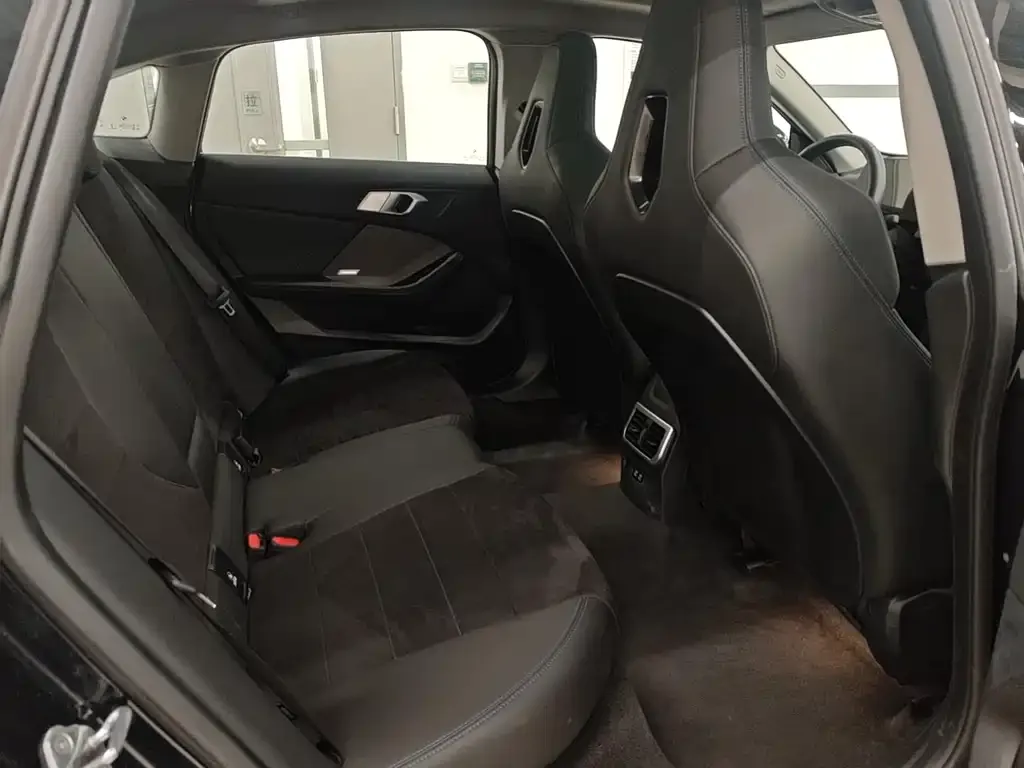 BMW 2 Series 2025 из CN, фото 3