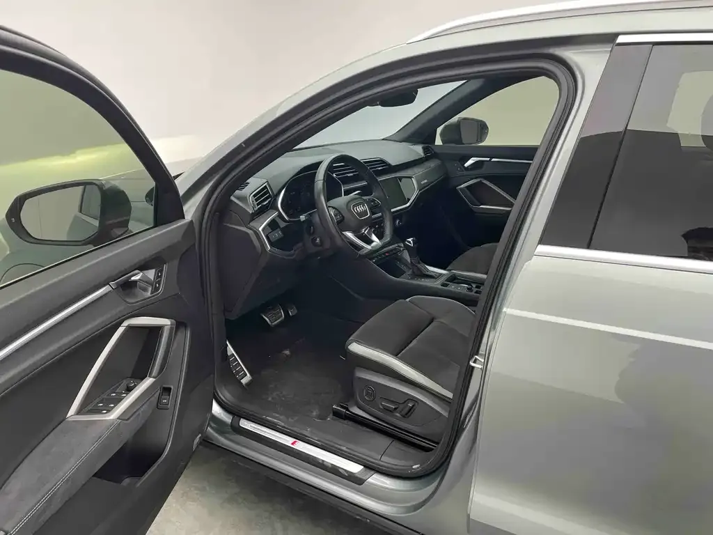 Audi Q3 2022 из CN, фото 9