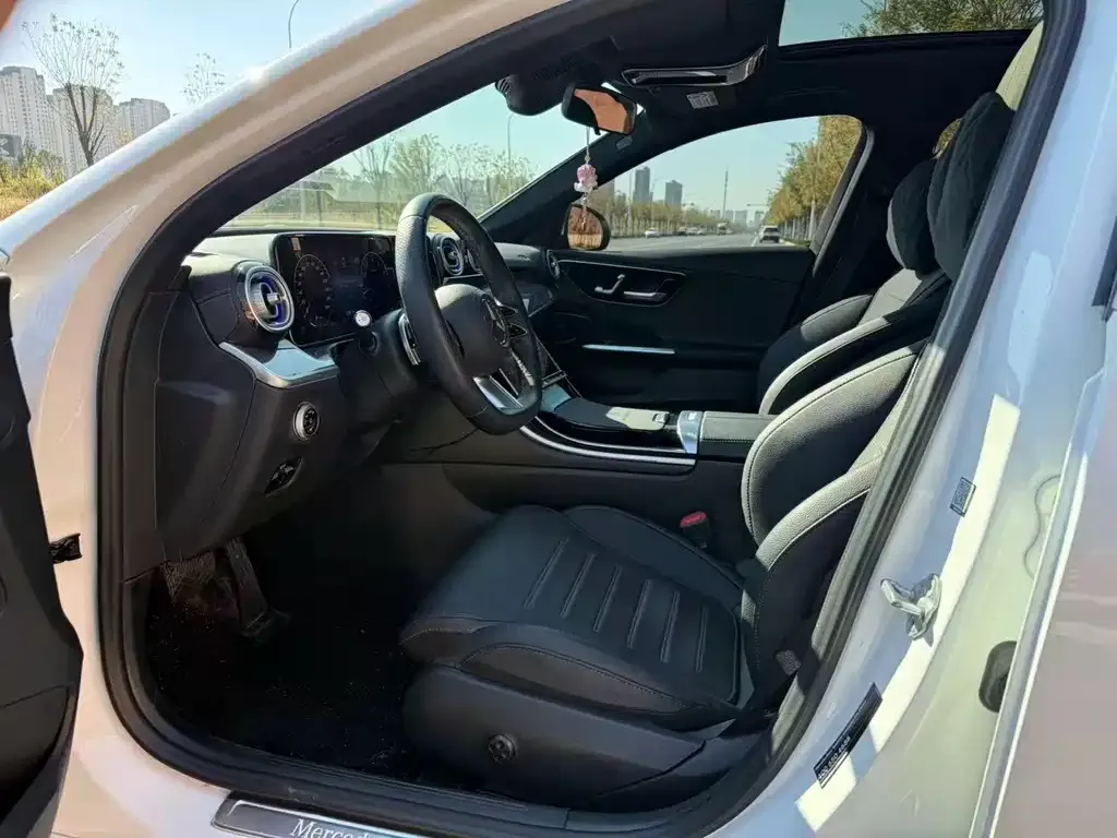 Mercedes-Benz C-Class 2024 из CN, фото 5