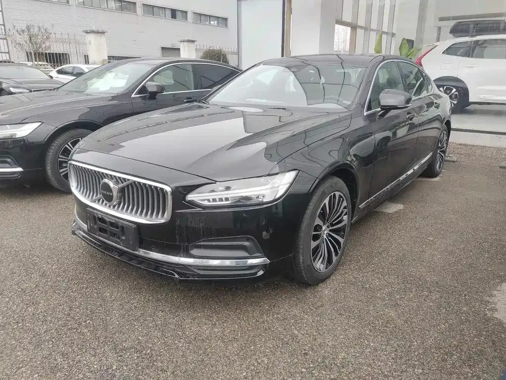 Volvo S90 2025 из CN, фото 1