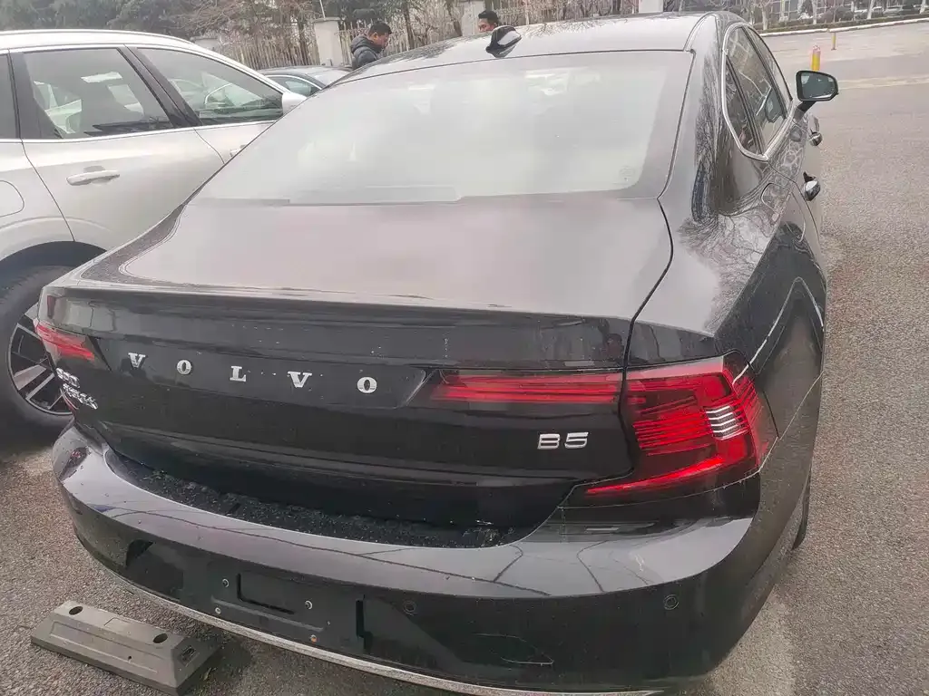 Volvo S90 2025 из CN, фото 4