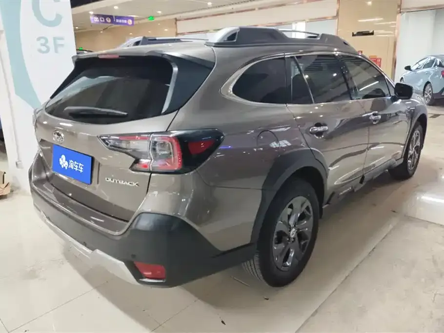 Subaru Outback 2022 из CN, фото 8