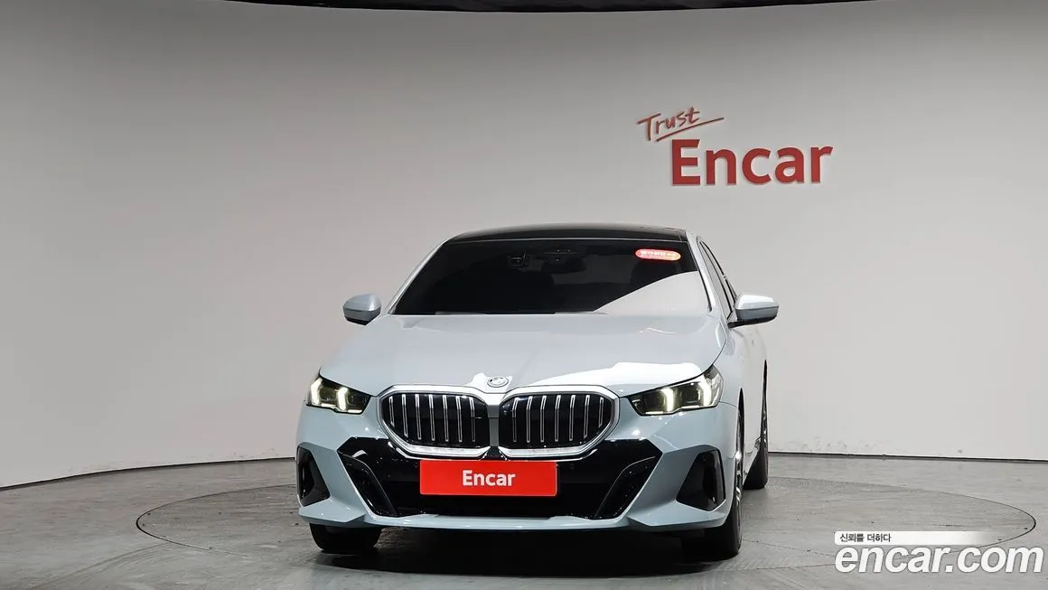 BMW i5 — фото 2