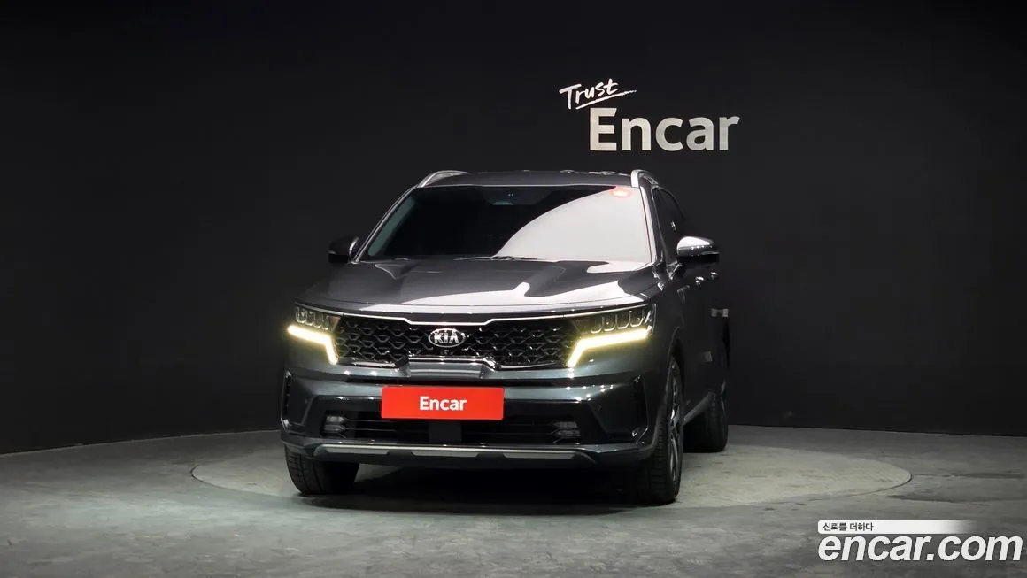 Kia Sorento — фото 6