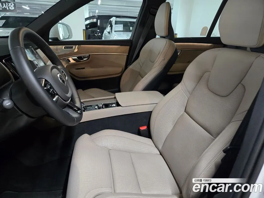 Volvo XC90 2025 из KR, фото 9