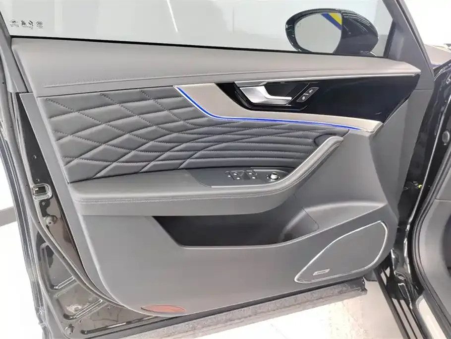 Hongqi HS5 2022 из CN, фото 7