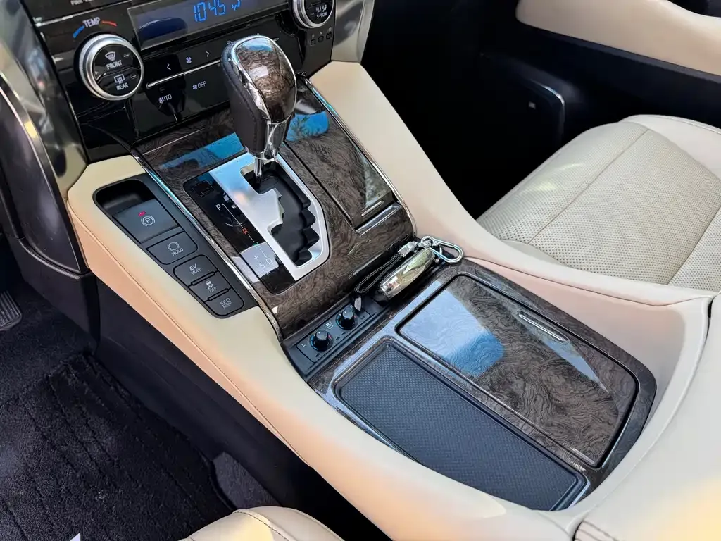 Toyota Alphard 2021 из CN, фото 4