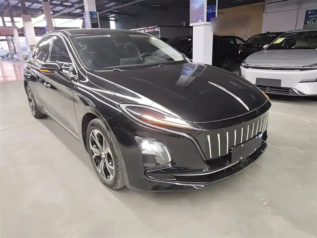 Hongqi E-QM5 2024 из CN, фото 5