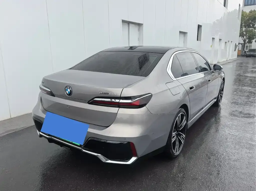 BMW i7 2023 из CN, фото 5