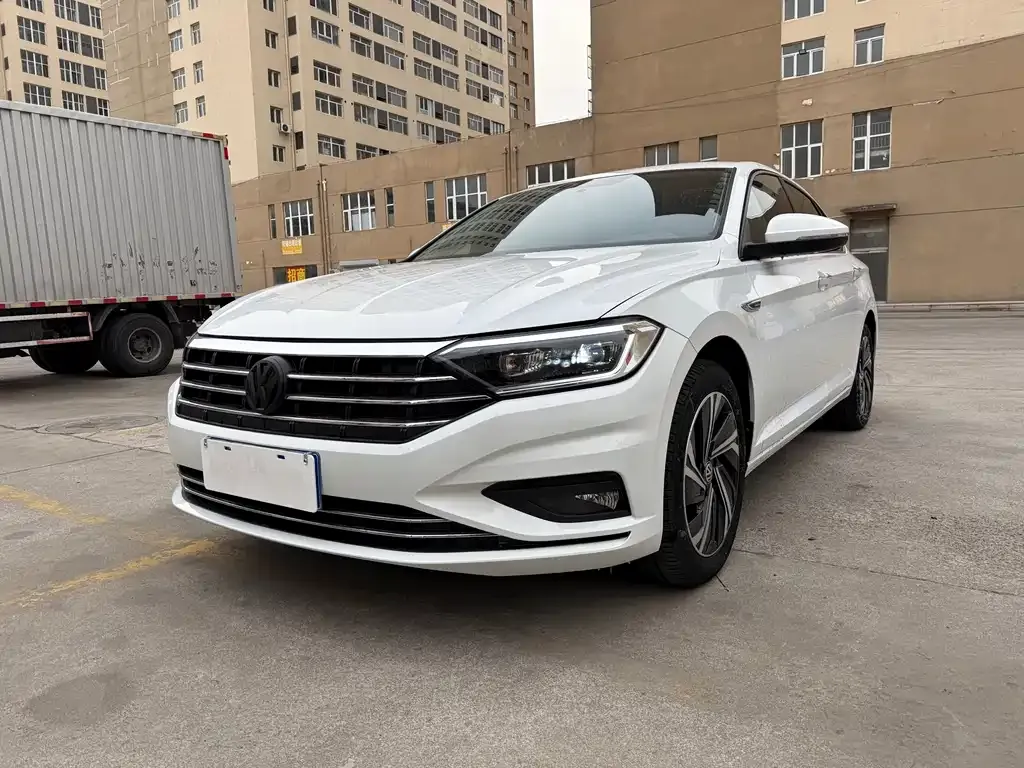 Volkswagen Sagitar 2022 из CN, фото 1