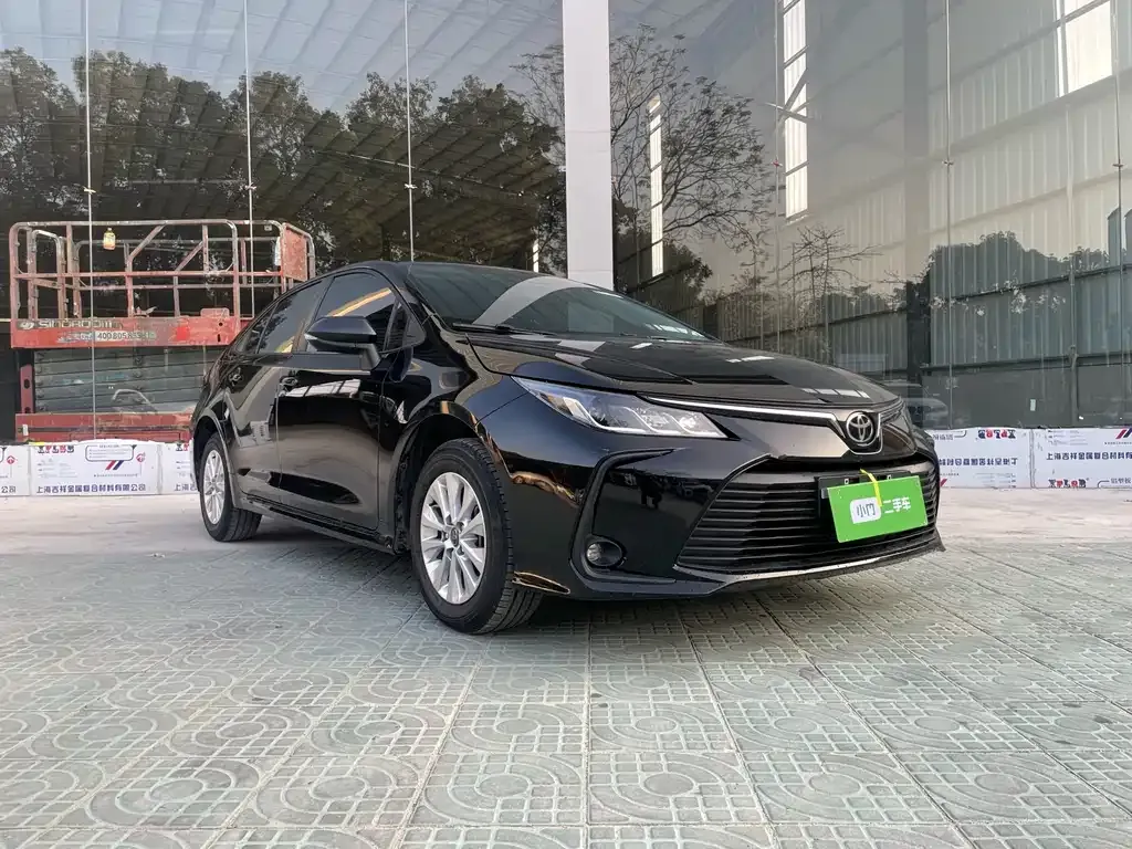 Toyota Corolla 2023 из CN, фото 3