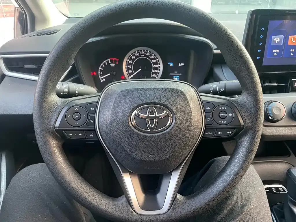 Toyota Corolla 2023 из CN, фото 10