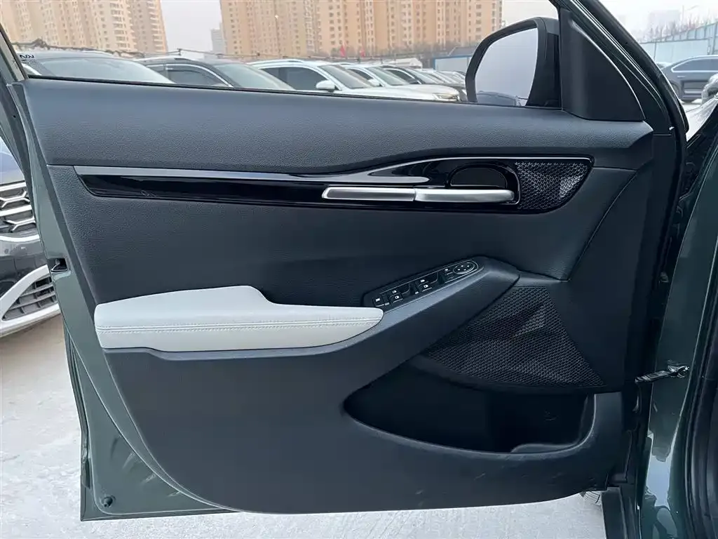 Kia Seltos 2023 из CN, фото 4