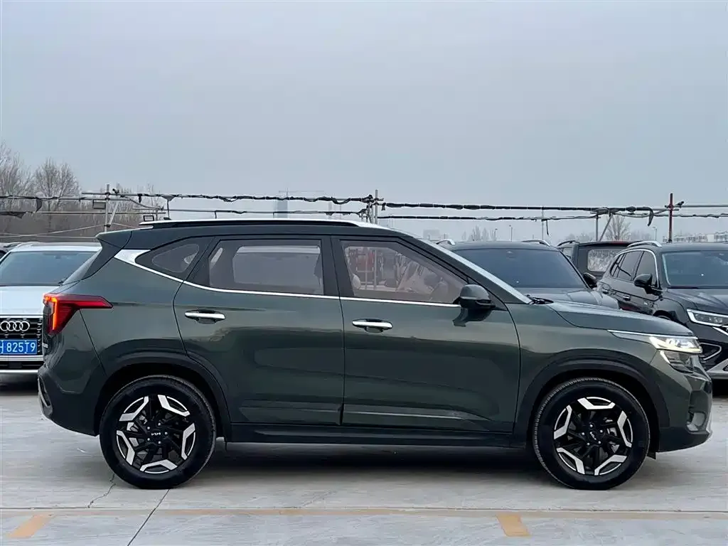 Kia Seltos 2023 из CN, фото 3