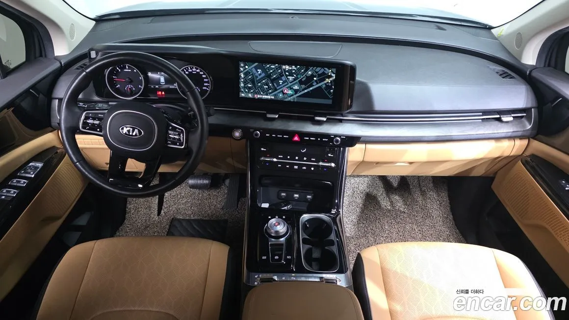 Kia Carnival — фото 10