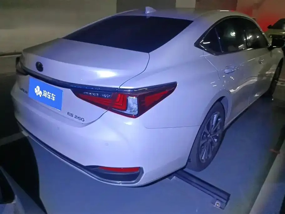 Lexus ES 2024 из CN, фото 10