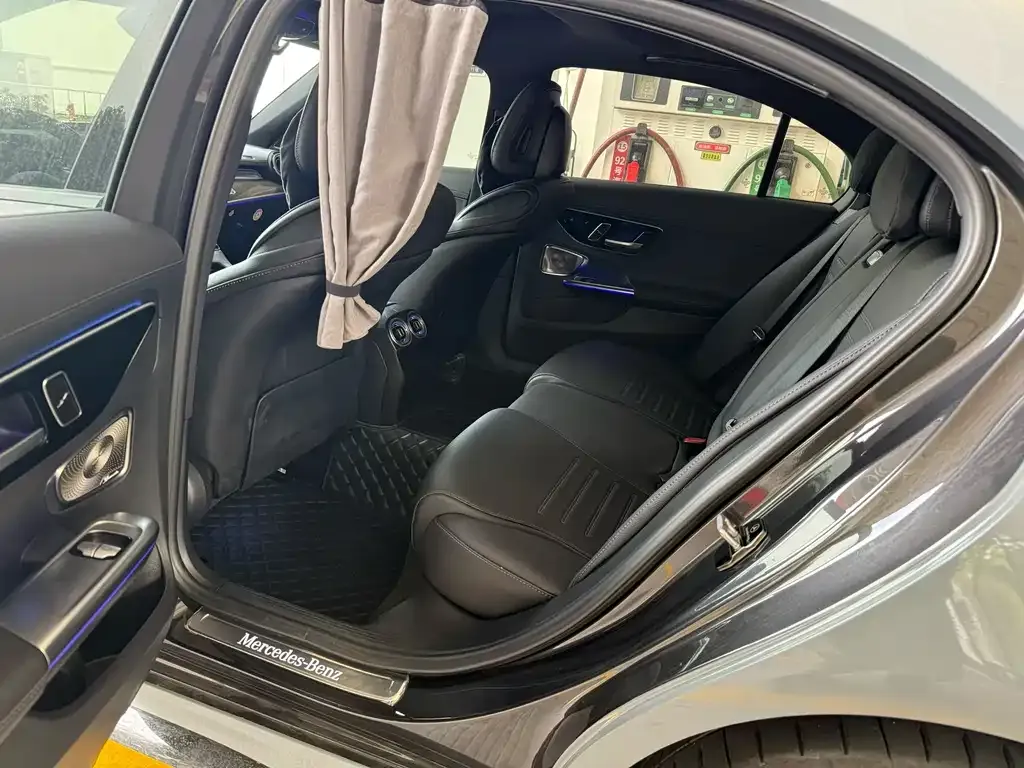 Mercedes-Benz C-Class 2023 из CN, фото 6