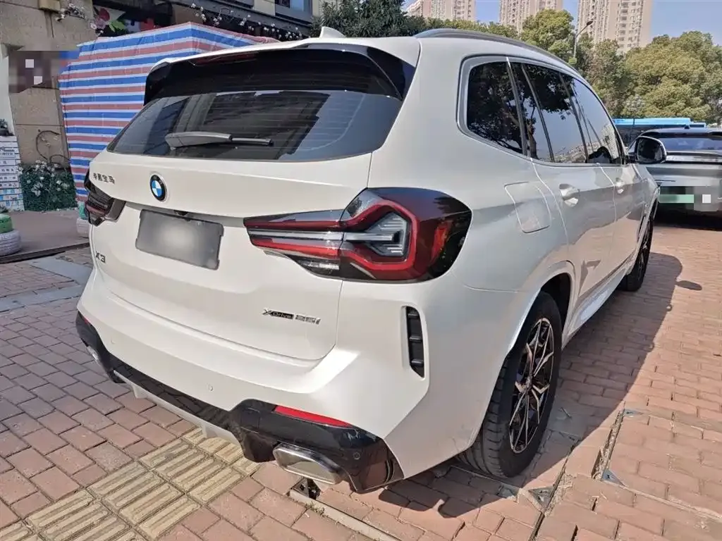 BMW X3 — фото 8