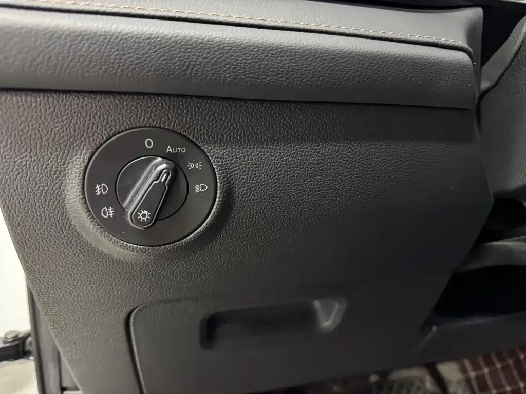 Volkswagen Tharu 2023 из CN, фото 9