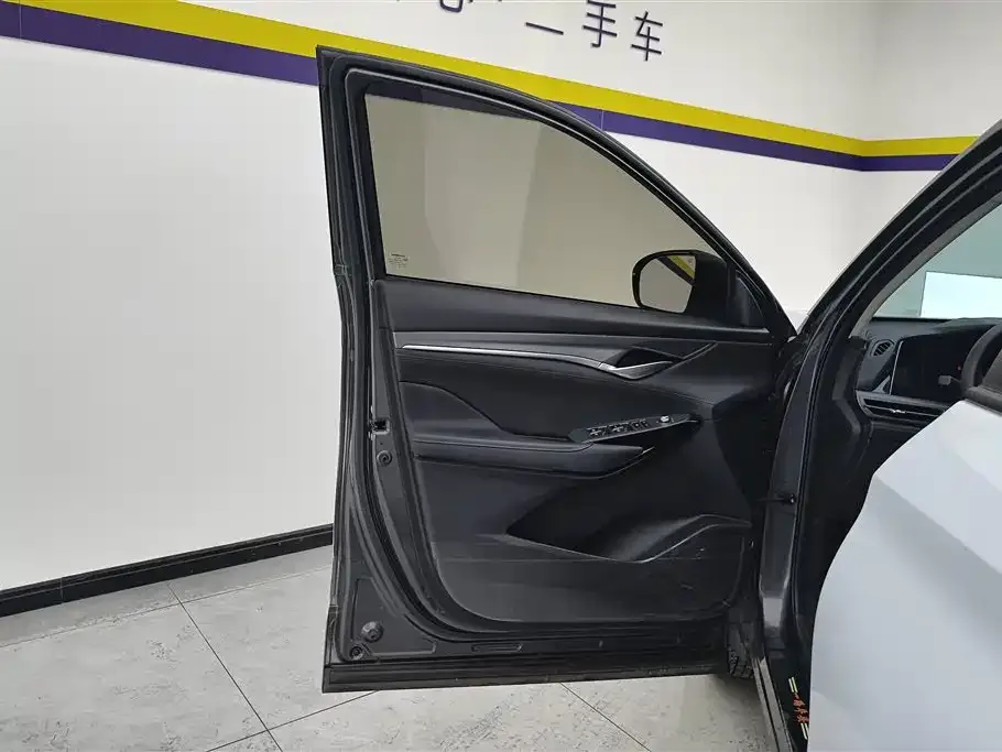 Changan CS75PLUS 2023 из CN, фото 2