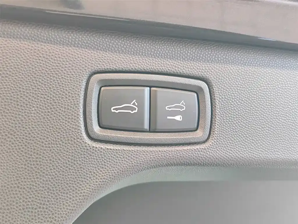 Porsche Macan EV 2025 из CN, фото 10