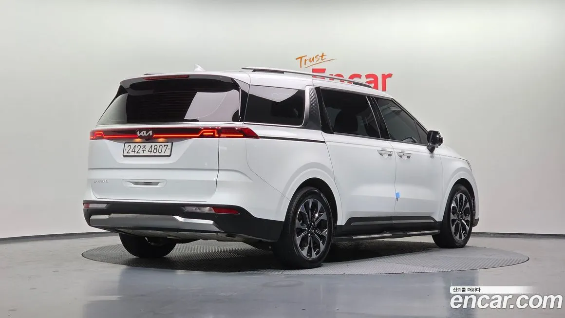 Kia Carnival 2023 из KR, фото 6