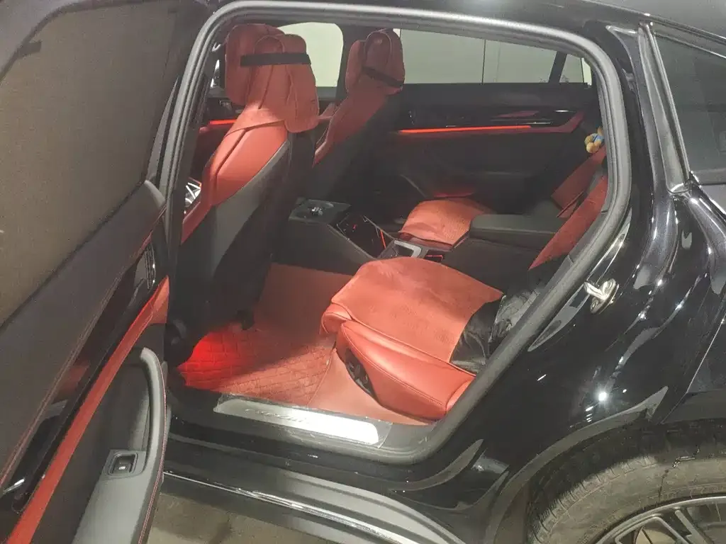 Porsche Panamera 2024 из CN, фото 4