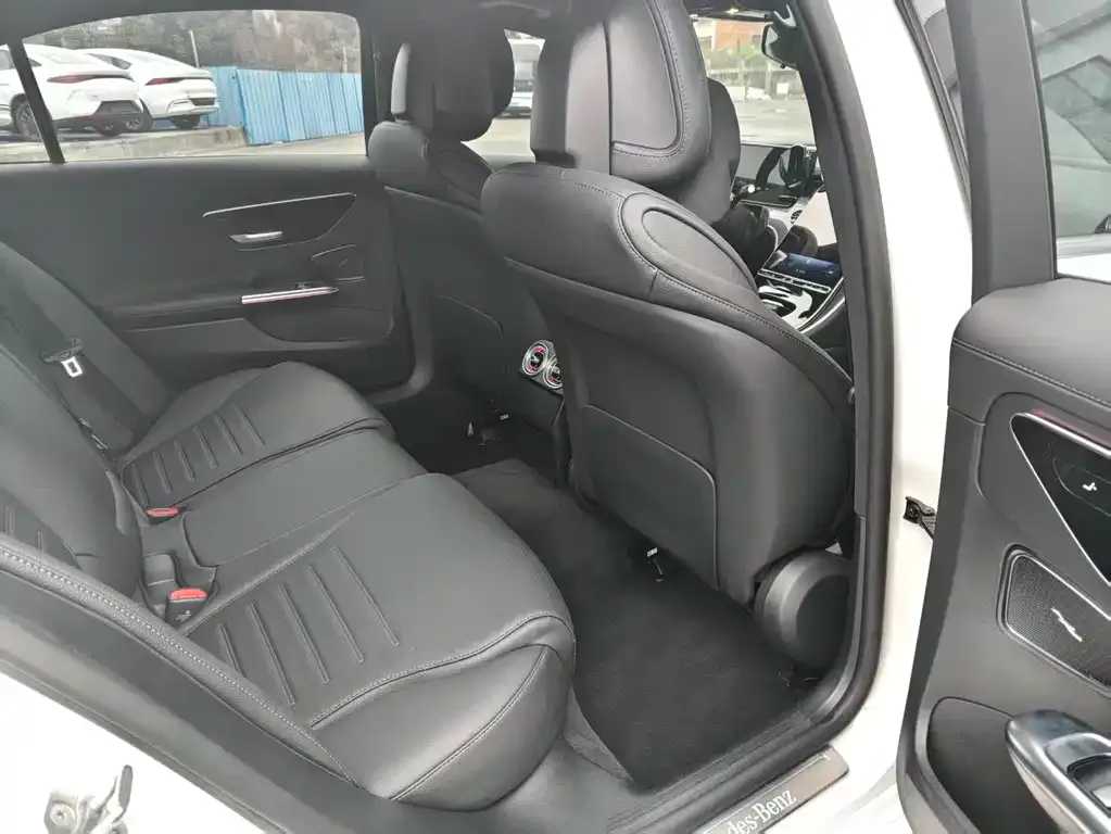 Mercedes-Benz C-Class 2024 из CN, фото 3