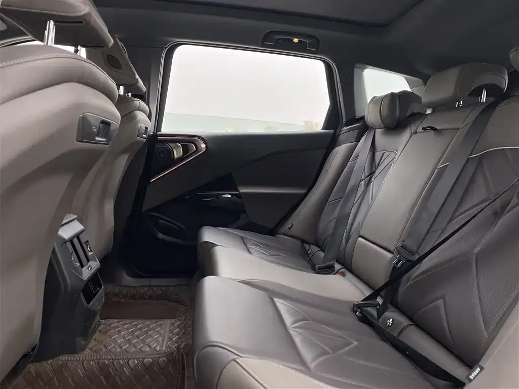 BMW X3 2025 из CN, фото 6