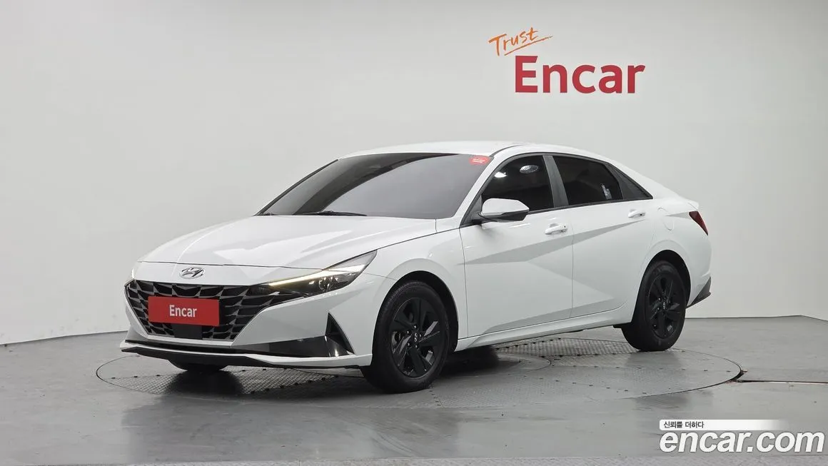 Hyundai AVANTE 2023 из KR, фото 1