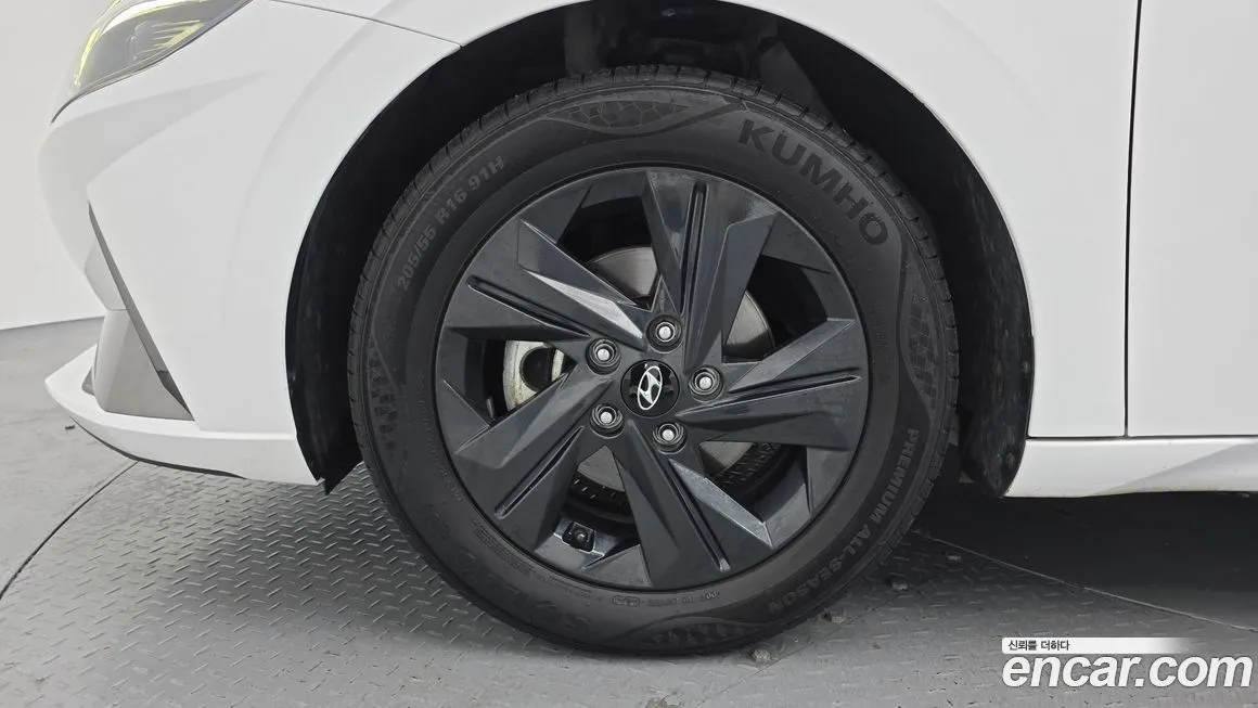 Hyundai AVANTE 2023 из KR, фото 6