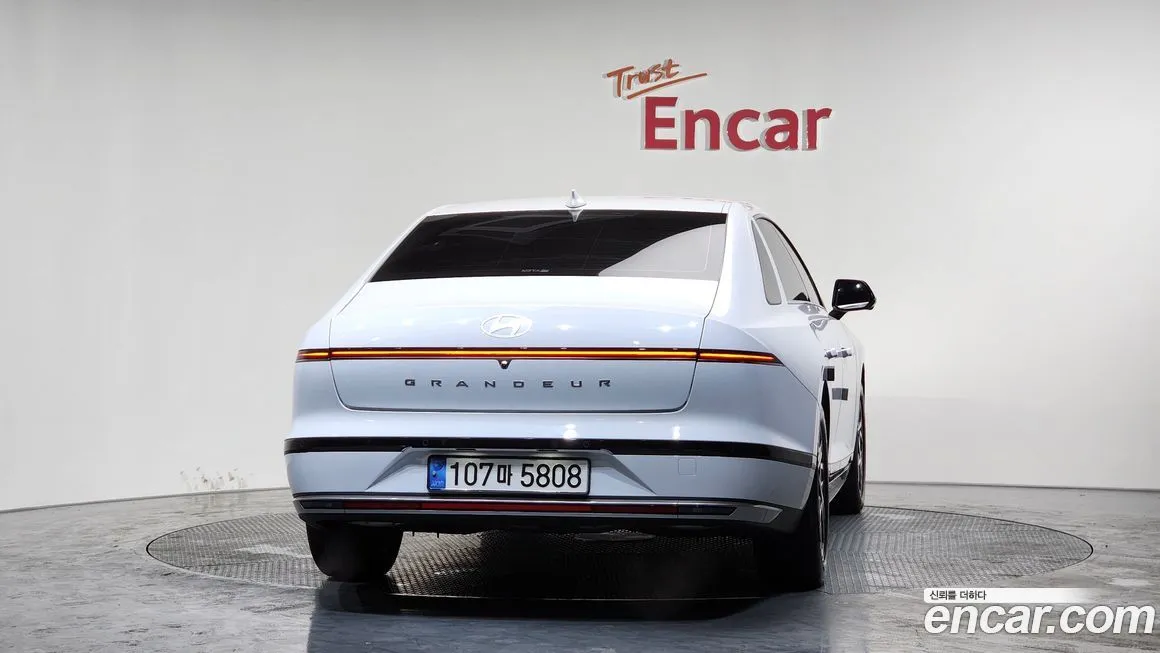 Hyundai Grandeur 2023 из KR, фото 4