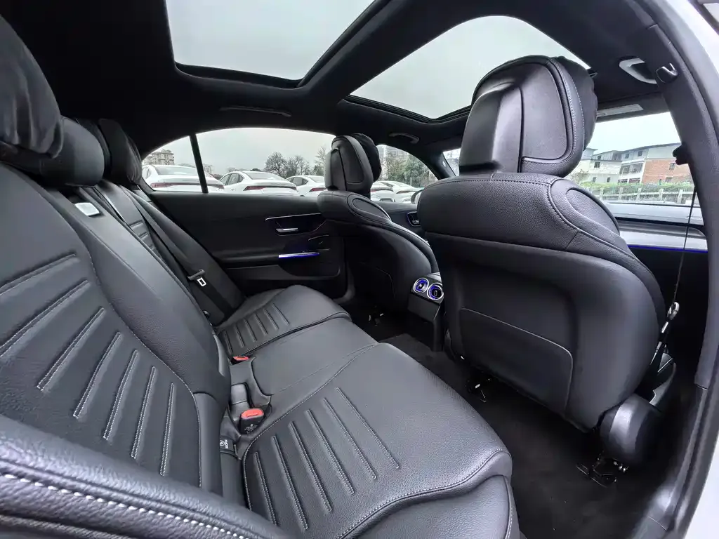 Mercedes-Benz C-Class 2025 из CN, фото 8