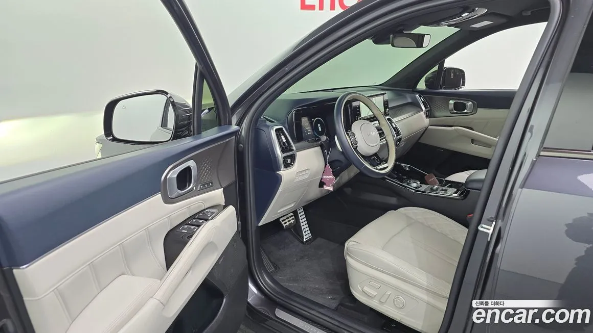 Kia Sorento — фото 7