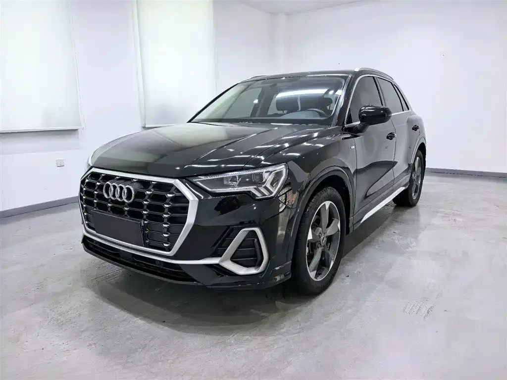 Audi Q3 2022 из CN, фото 1