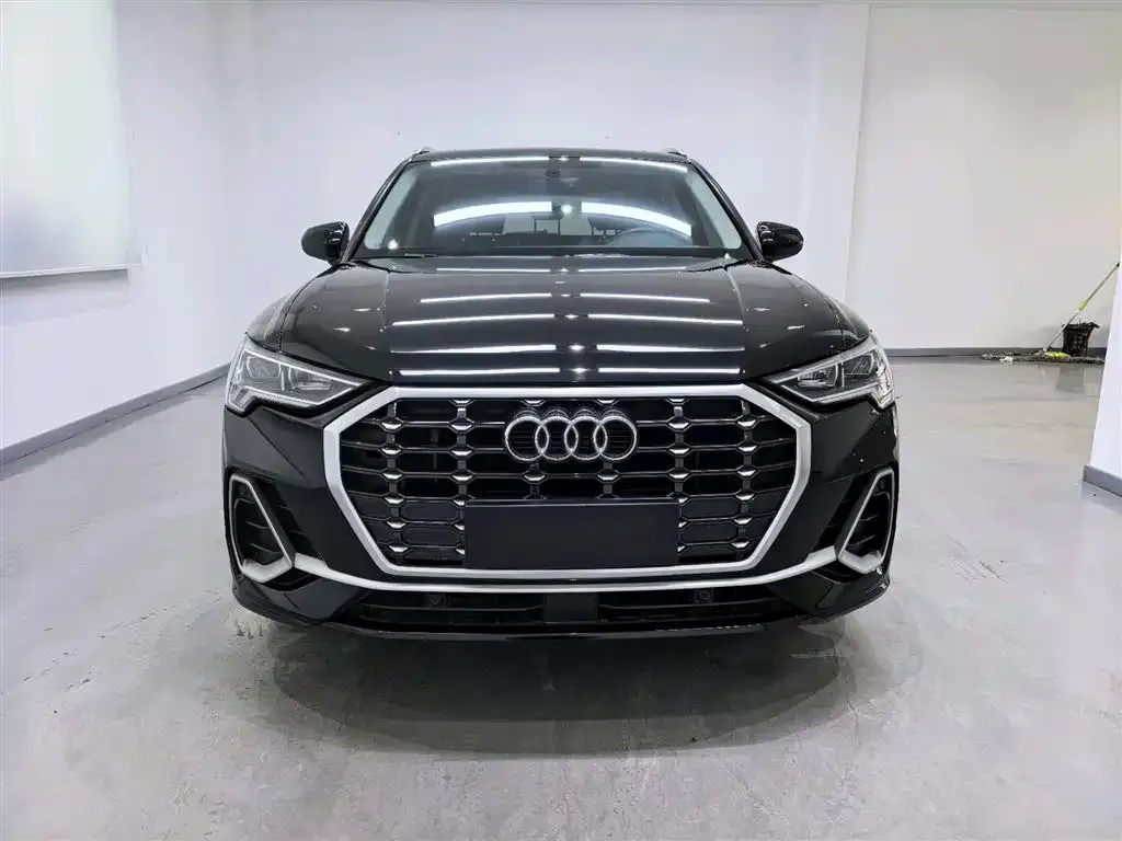 Audi Q3 2022 из CN, фото 4