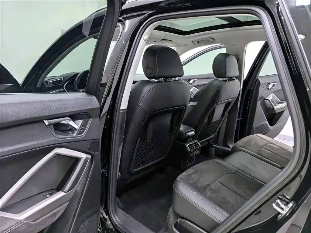 Audi Q3 2022 из CN, фото 8