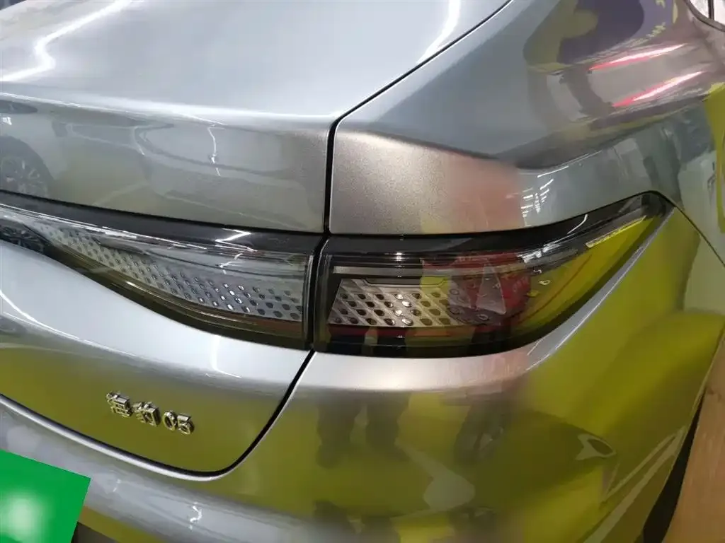 BYD Seal 05 DM-i — фото 3